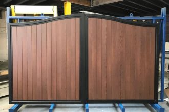 Aluminium Timber Effect Arched Top Gate